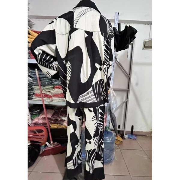 Graffiti casual temperament print loose wide-leg pants suit 35
